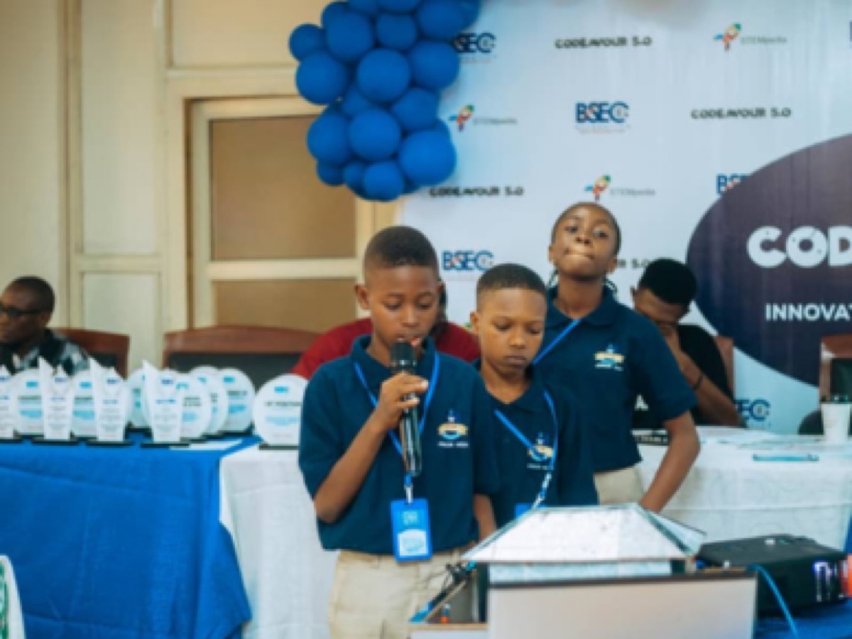 A Nibi's Tech student presenting his team's project at a national competition