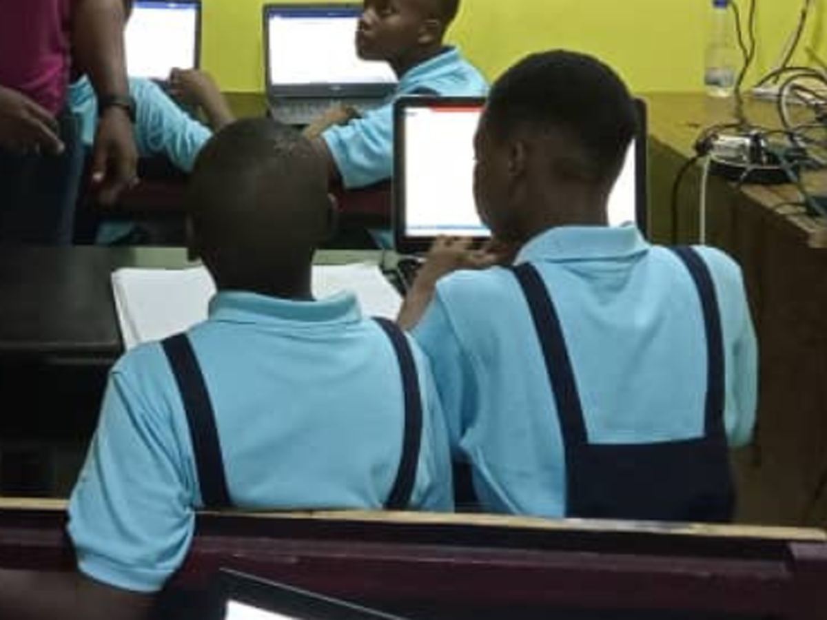 Nibi's Tech students working through a lesson at their laptop screens